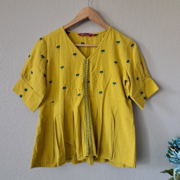 ❤️WINERED Modern Whimsical Yellow Peplum Blouse Size M - Picture 1 of 6